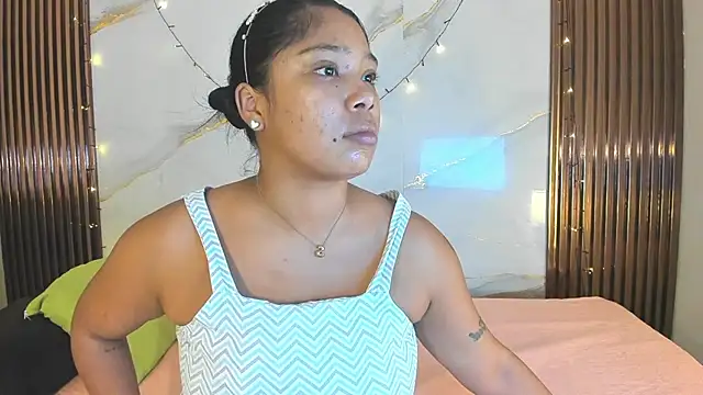 thiana_rose_ webcam