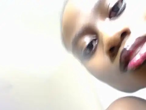 pureelegance_petite webcam