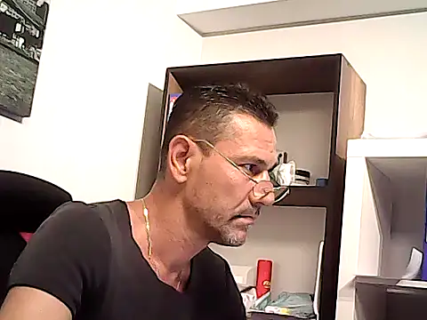 mastercharisma35 webcam