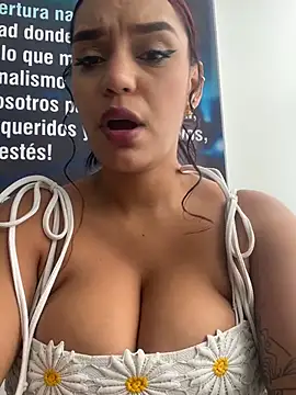 Sara-77 webcam