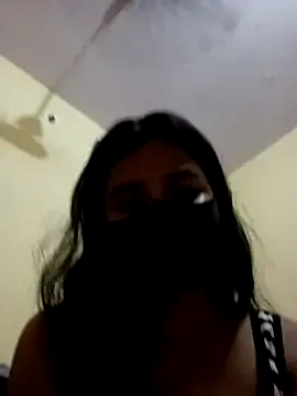 Mahira-- live cam on StripChat