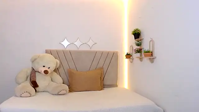 zara_cute webcam