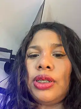 Rashell1_Queen webcam