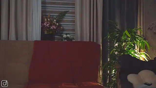 Feral_Berrry_ webcam