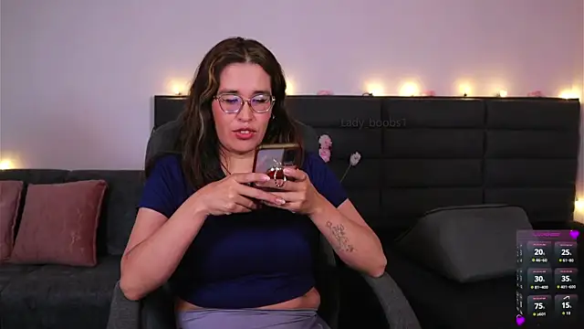 kathieandpovcock1 webcam