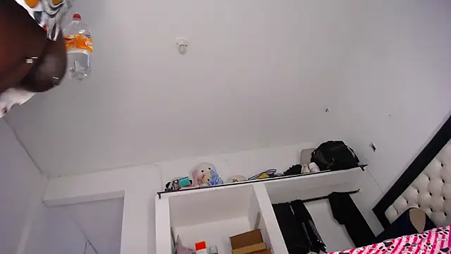 KARATIBBY_COX webcam