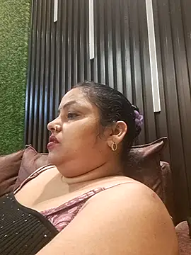 SHANVII live cam on StripChat
