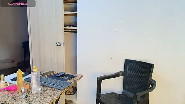 Oh_Tique webcam