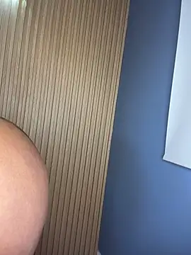 emily-Hornyy webcam