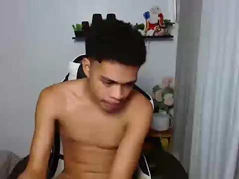 curlyasian_njxx (M twink) - public cum show