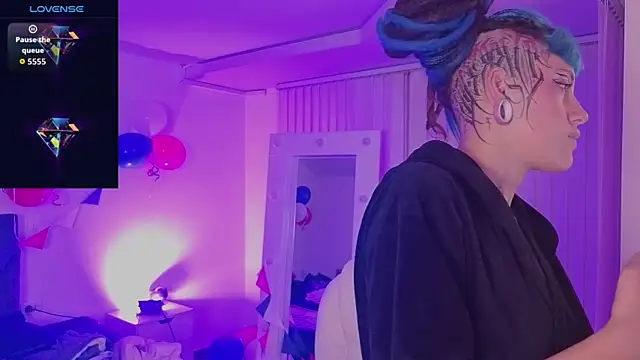 _sharlotte777 webcam