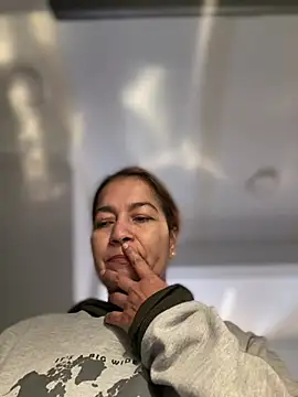 Jlo_69 webcam