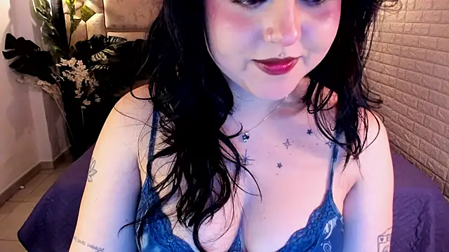 crimson_tati_ webcam