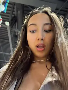 ICrazyOneIRL webcam