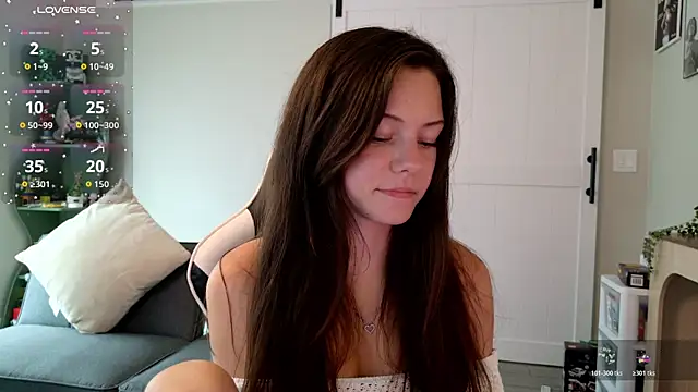 lilbbyily Live Web Cam Show