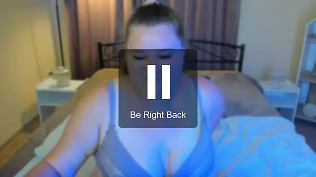 Bella_Blvck webcam