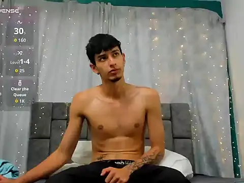 LyanLazarBBC live sex cam