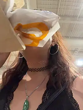 moan4mona webcam
