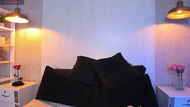 mxli_divine_ webcam