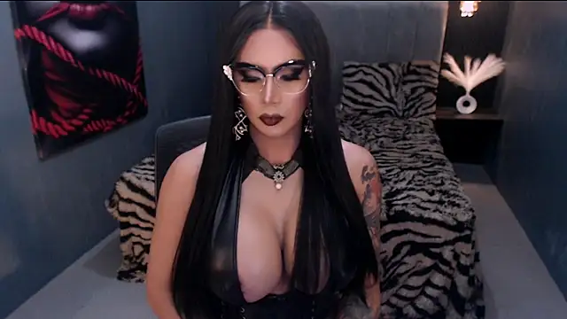 DominatrixMistressSilva webcam