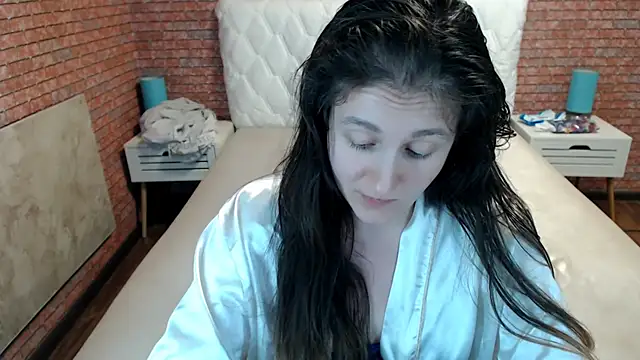 Holliy_Cooper webcam