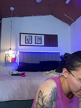 karlamorris_ webcam