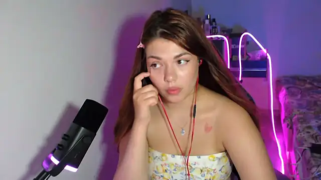 helengilmor webcam