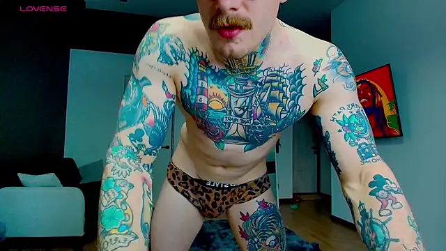 white_King9999 webcam