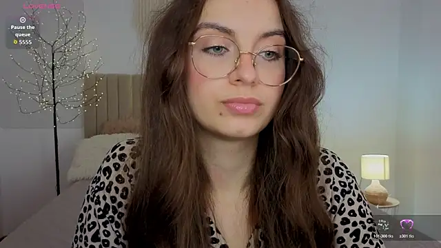 Real_cutie1 webcam