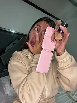 Sara-cooper2 webcam