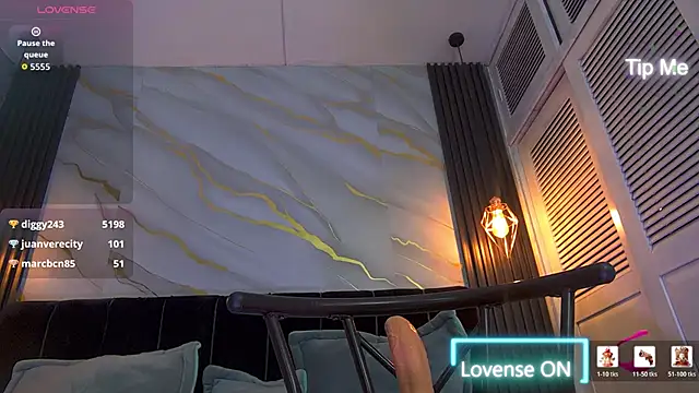 Dark_Dominika webcam