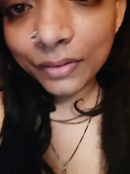 SweetTsAngel webcam