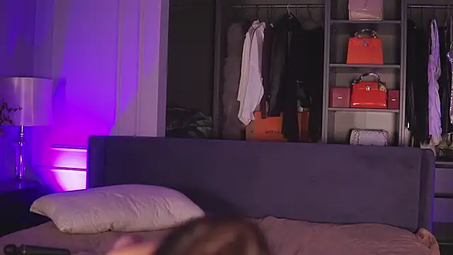 KathrynSin webcam
