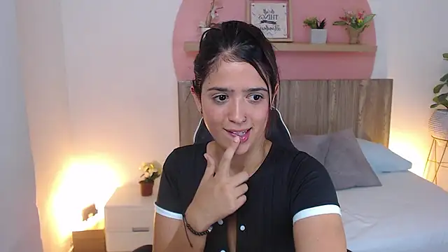 lucia_henao_ webcam