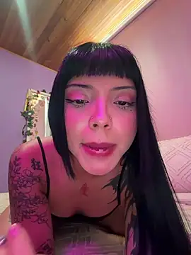 AlanaStormm webcam