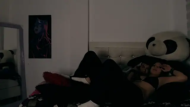 luna_and_logan_hot webcam