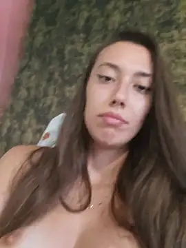 VirginPussySquirt webcam