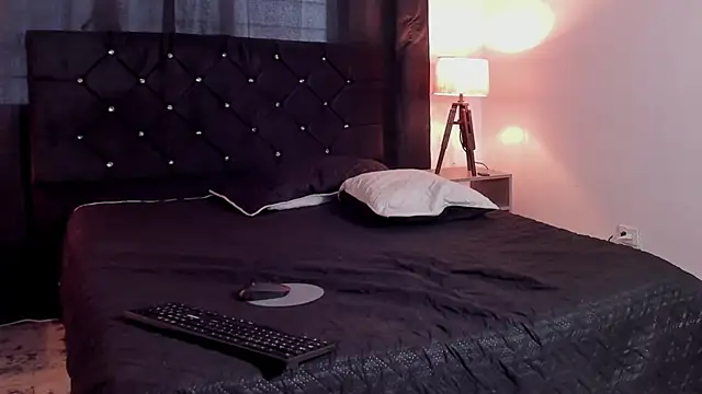 EvelynBlak1 webcam