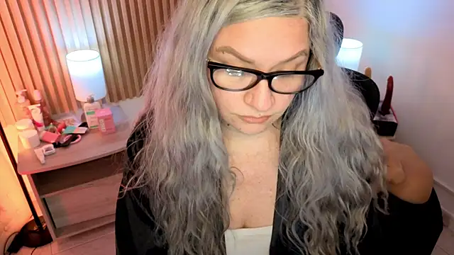 MarianL0ve webcam