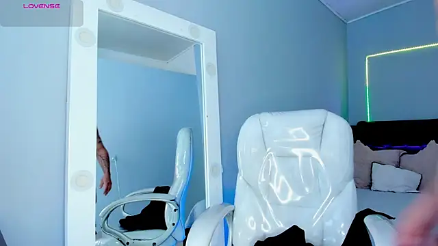 Alex_cute77 webcam