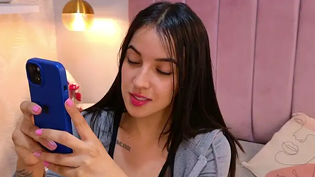 LeenaBrown webcam