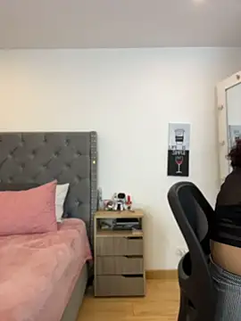 KarlaWild webcam
