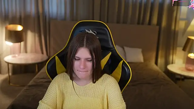 Monika_kiss054 webcam