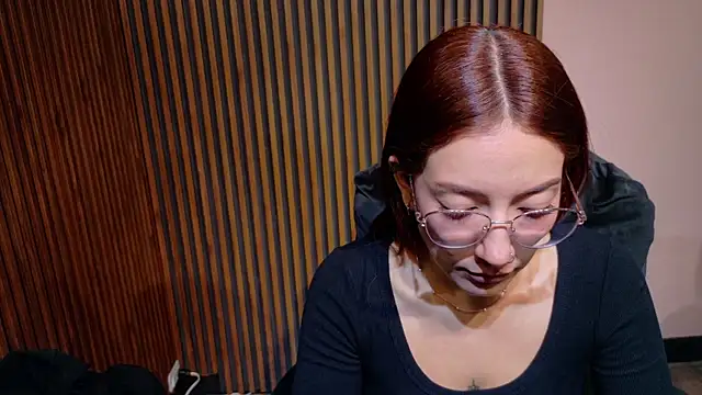 MissOffice_ webcam