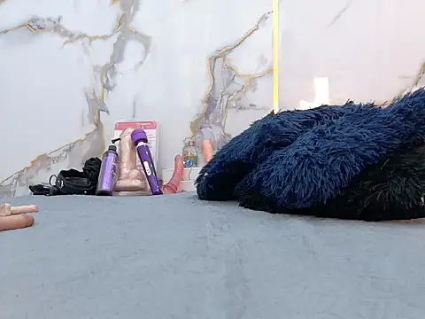 KarlaSmith__ webcam