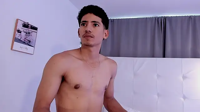Alejo-and-Thiago webcam