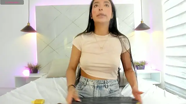 SARAH_COLLENS_ webcam