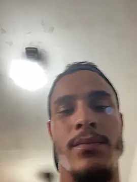 Creitinho81 webcam
