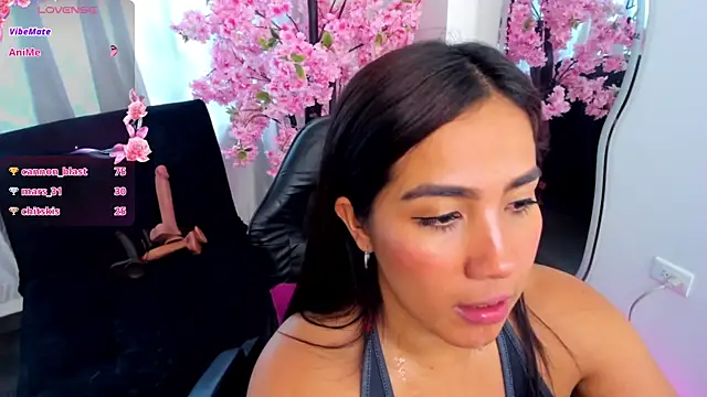 KAROLIVONNE webcam