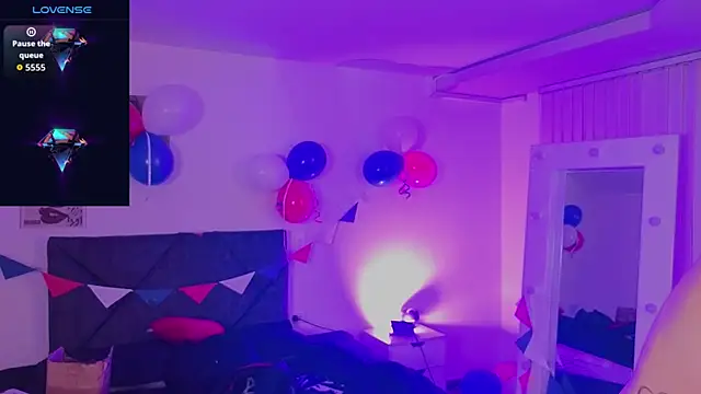 _sharlotte777 webcam